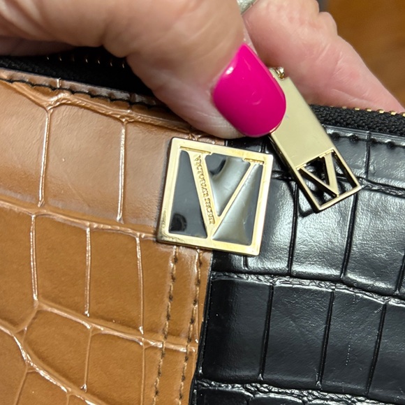 VS Croc Color Block Two-Tone Black and Brown Embossed Wallet NWOT - Picture 5 of 7